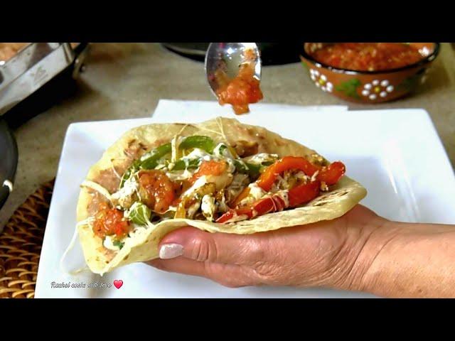 Texas Original, Texas Made // Quick and Easy Chicken Fajitas and Refried beans ️