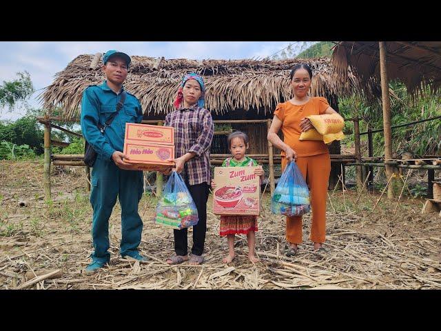 The kind woman and the kind policeman did unexpected things to help the single mother. lý tử hân