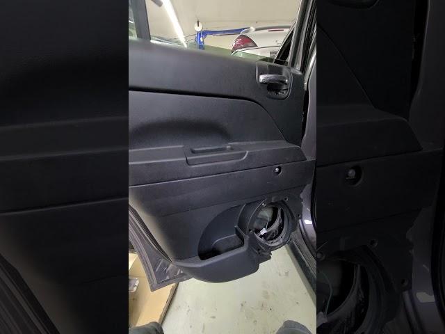 how to remove  back door panel on a 2015 jeep patriot