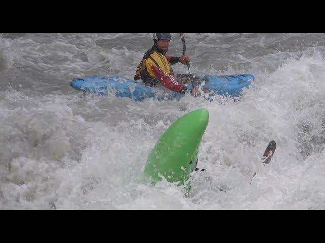 Thilo Schmitt getting pounded on the Muksu river in Tajikistan (#4 Carnage for All 2018)