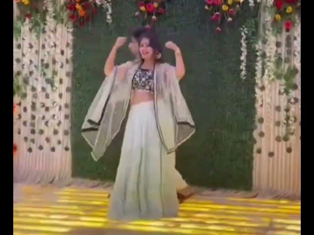 Wedding Dance Performance | Zee Hindustan News Anchor | Priya Singh Somvanshi | ViralTrendingVideos