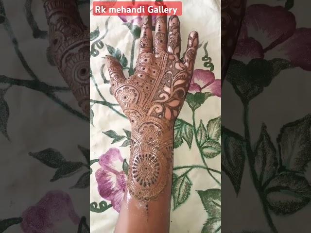 Full hand easy beautiful Mehandi design and so nice to see #mehndi #mehandibysoniparwaiz #henna