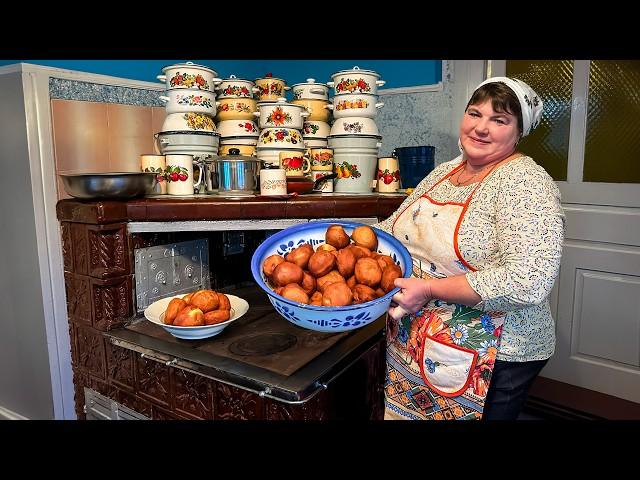 Peaceful Mountain Living: The Joyful Life of a Village Couple