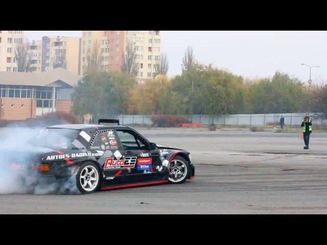 Mercedes 190 W201 V8 drift - Bitlook DriftMeat