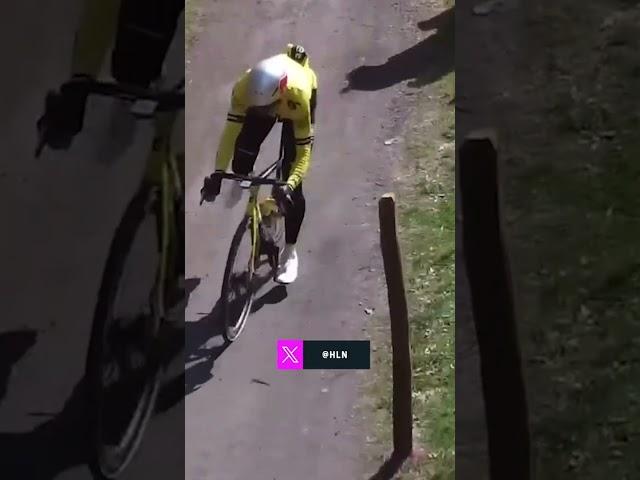 A quick-reaction save from Wout van Aert during his recon of the Trouée d'Arenberg 