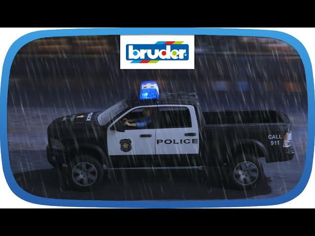 RAM 2500 police truck -- 02505 -- BRUDER Spielwaren