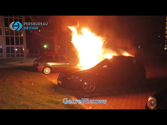 Auto verwoest door brand in Velp