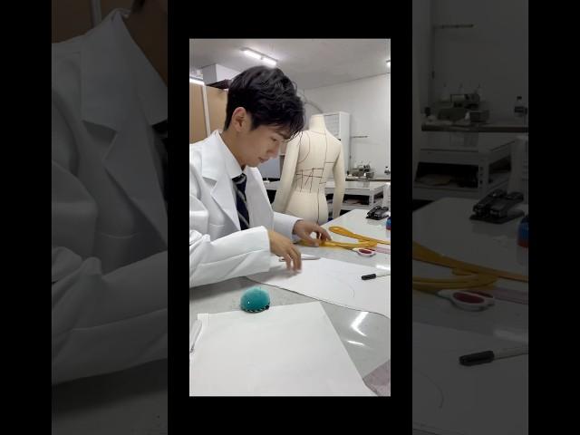 6개월 20시간씩 근무