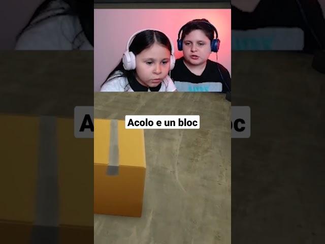 Pentru ca acolo e un bloc !