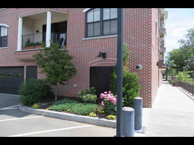 52 Main St #402, Nashua, NH 03064