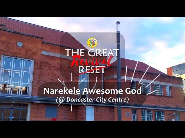 Kunle Ministers "Narekele Awesome God" at the Doncaster City Centre