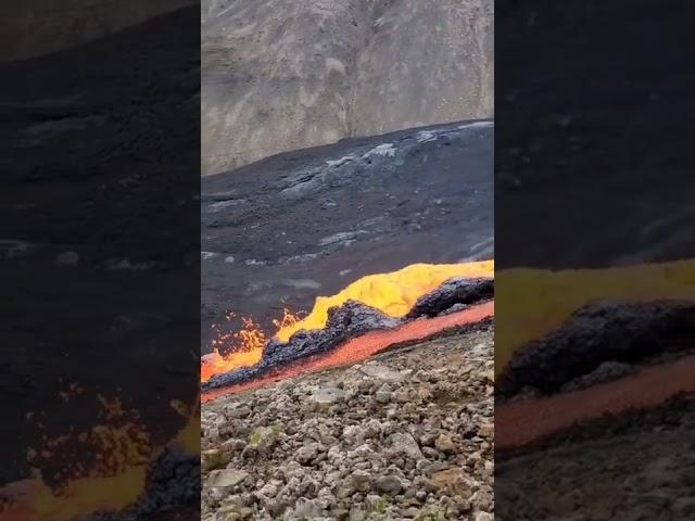 Would you go that close for a picture? #lava