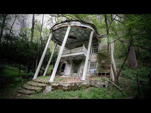 I Got VERTIGO Inside This Abandoned Mansion | Your EYES Are NOT Playing Tricks On You