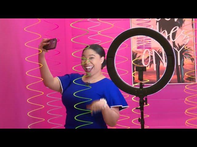 Open for Business: Find your ‘vibe’ at Peoria’s newest selfie studio