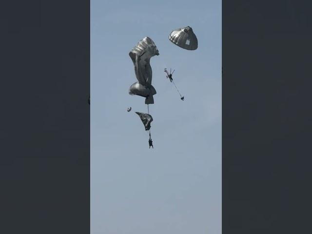 Army Airborne Mid-Air collision leads to entanglement- Fort Benning, GA