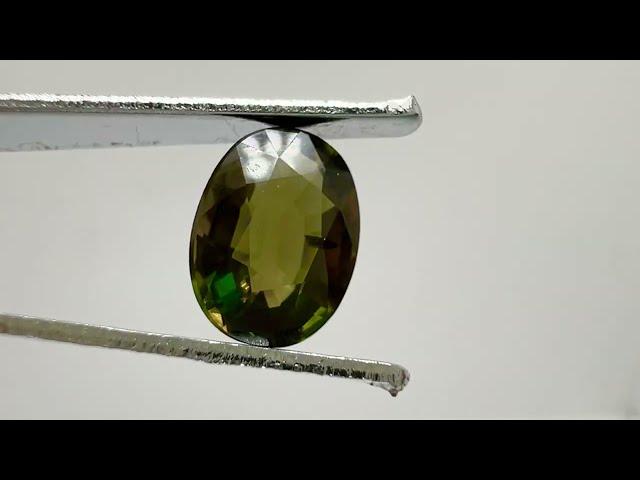 Натуральный корнерупин 1,37ct Irene Sergems