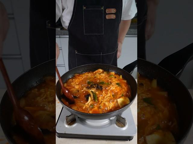 어쩌다 재료있으면 짬뽕밥 만드는 사람 어때?