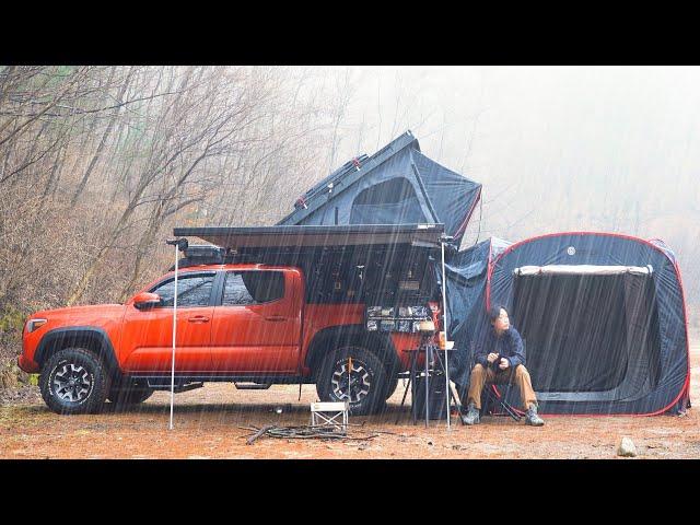 ️ Rain forest, Solo camping like rest  Dock the pop-up tent to the rear of the pickup truck?