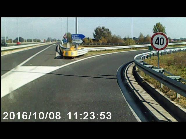 Police escort from A1 barricade "Lučko" to "Rebro" hospital Zagreb- Part 1