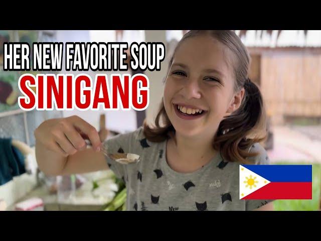 Cooking SINIGANG together with Kids in the outdoor Kitchen in the Philippines 