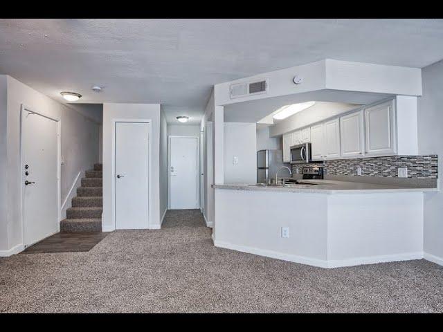 Branch Creek - B3 TH (2 Bedroom Townhome / 2.5 Bath: 1,035 sq.ft.)
