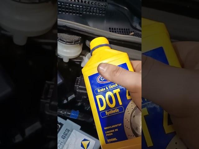 Prevent a sticking clutch pedal