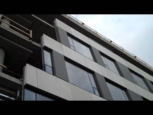 Ductal cladding for curtain wall - Atrium building