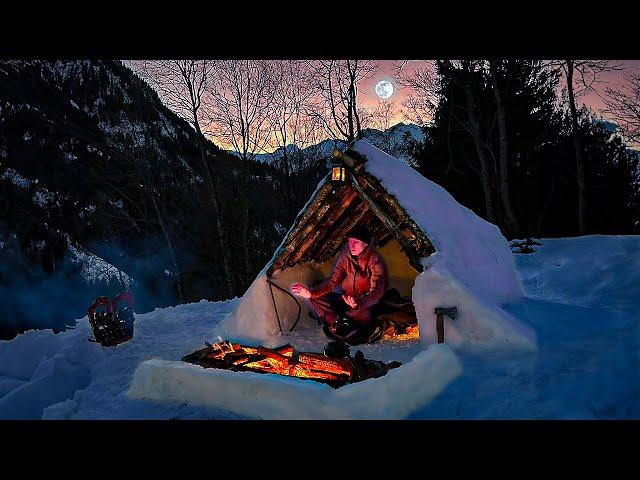 Building a COZY SNOW HUT in the deepest Winter to stay warm