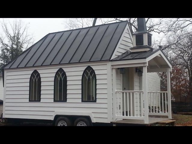 How tiny is this wedding chapel?