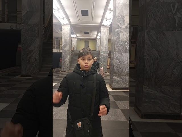 Сравнение станций! Самая старая vs Самая новая! #поезд#metro#москва#станция#сравнение#shorts#metro