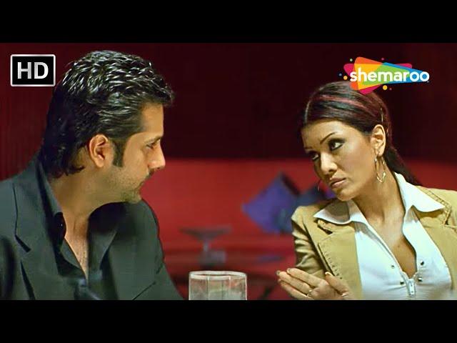 हमारे धंदे में कोई जबरदस्ती नहीं करता - Ek Khiladi Ek Haseena - Fardeen Khan, Koena Mitra - (HD)