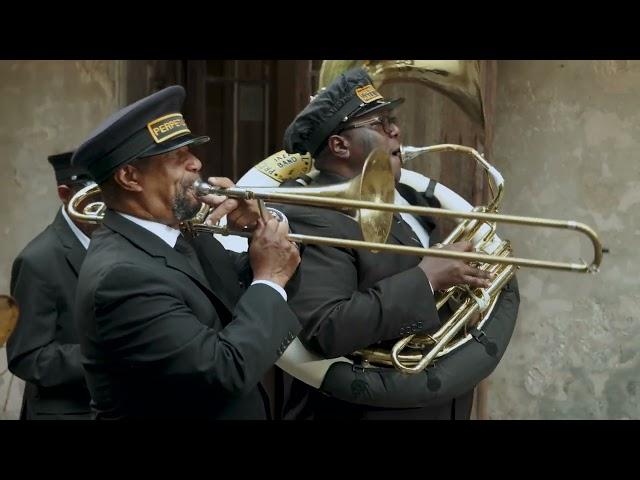 New Orleans Jazz Funeral Demonstration II