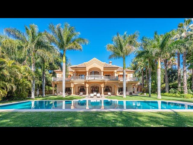 Modern Andalusian-style beachside villa in a great location, Marbella