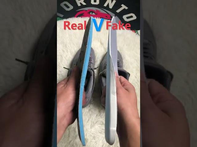 Real VS Fake KAWS x Air Jordan 4 Review!