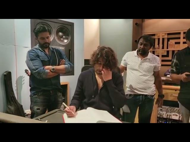 Lyricist Shabbir Ahmed recording session with Sonu Nigam