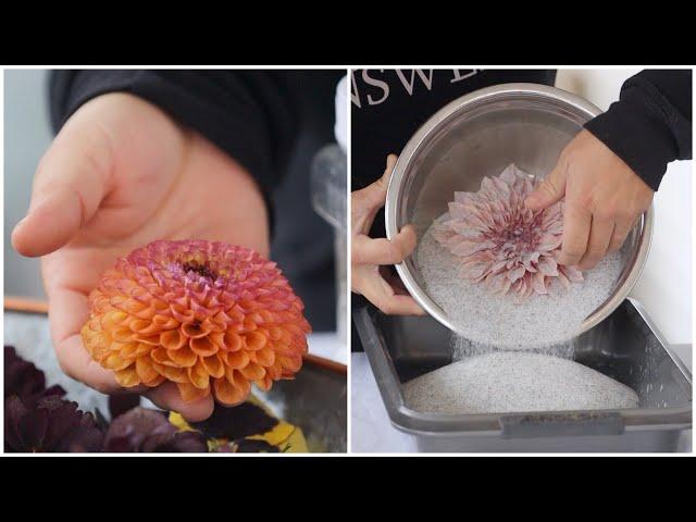 Drying Flowers with Silica GelCrystals + A Fun Way to Display Them!  // Garden Answer