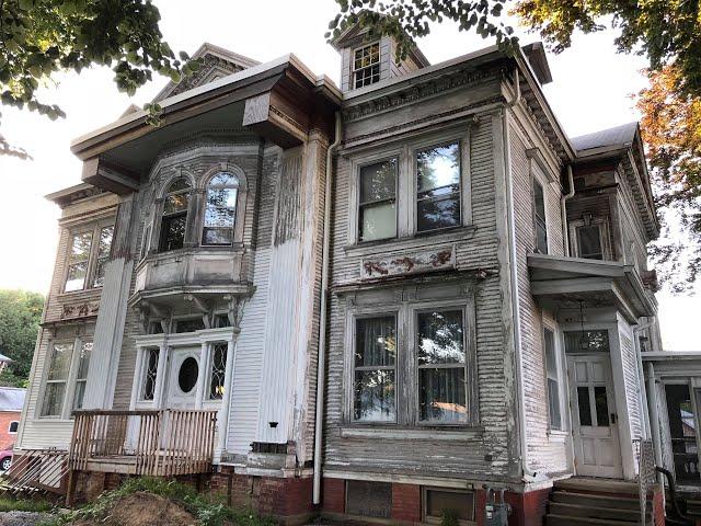 Haunted Mansfield Ohio, The Gill House