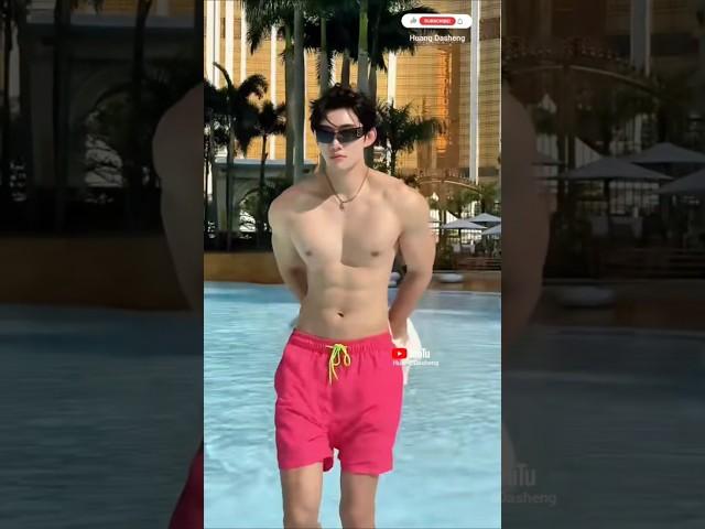 You have to go to Macau once to feel the passion brought by  Huang Dasheng ( 黄大圣 ) Chinese Model