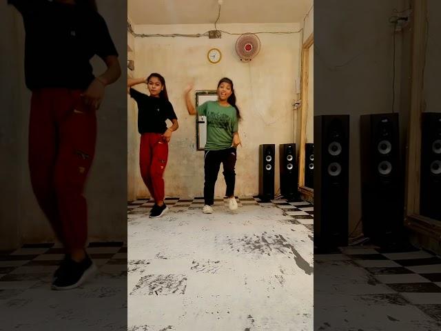 Radha Toh Mann ki Rani hai || Dance #Shorts || Rahul Saini Dance Choreography