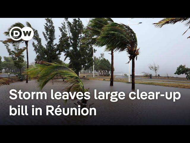 Cyclone Garance slams French territory of Réunion | DW News