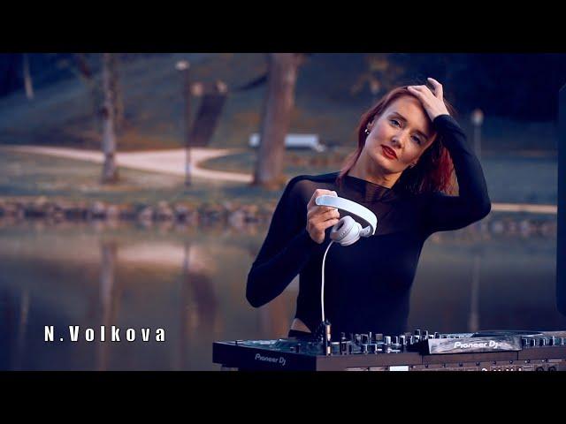 Volkova - Live @ Swan Lake [Progressive House DJ Mix]