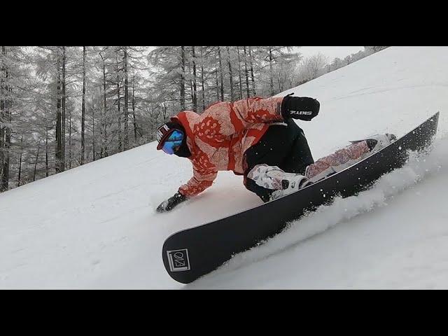 Amazing Snowboard carving - World Class