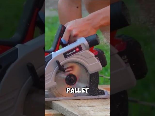 Homeowner builds STUNNING at home DIY using free wooden pallets