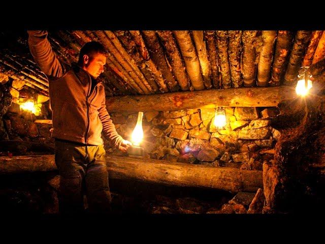 КАМЕННЫЙ ДОМ - СДЕЛАЛИ КРЫШУ И СТРОИМ ДВЕРЬ | НАПУГАННЫЙ ЛОСЬ | ХРОНИКИ КАМЕННОГО ДОМА