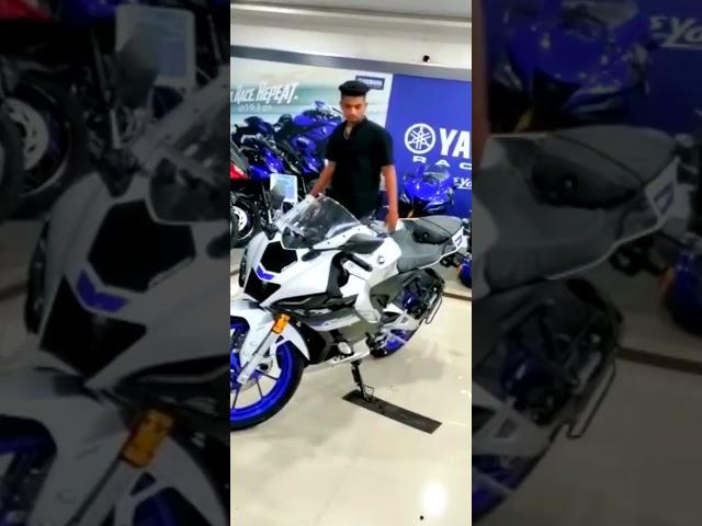 yamaha R15 V4 M delivered ||Next video 3k subscribers ||