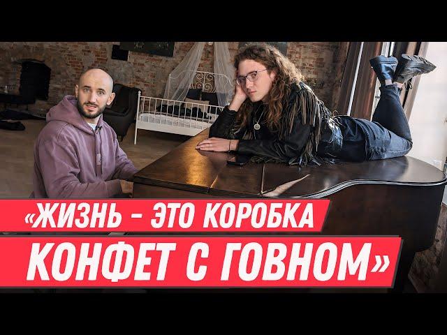 Самый весёлый чувак беларусского YouTube: кринж Влада Бумаги и что Джоли нашла в Чалом | СЕМЁНОВ