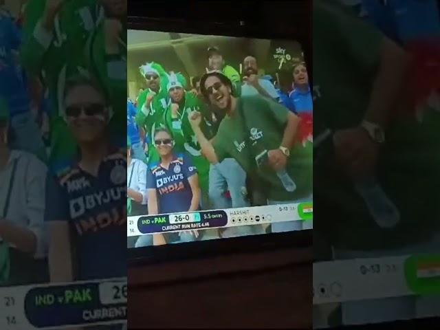 Emminer at dubai stadium live on TV.       #Emminerr#cricket #kashmir #dubai