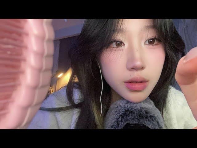 asmr | ୨୧ brushing your hair + soft mic scratching | layered sounds ୨୧