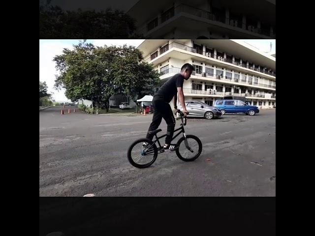 Practicing some style BMX's Part2