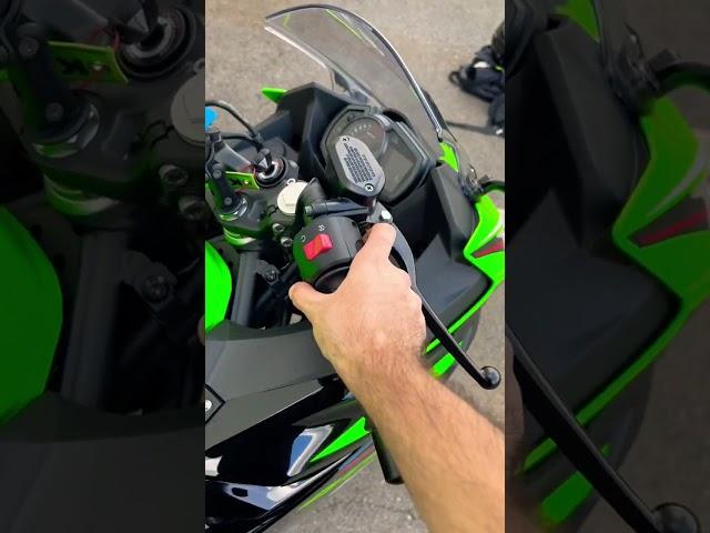 2022 Kawasaki Ninja 400 Startup+Revs